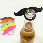 Moustache pour Bouteille